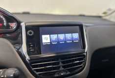 Peugeot 208 1.2 82 ch Active Distribution 2025 historique disponible