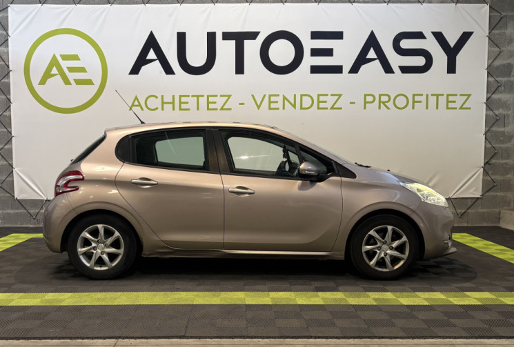 Peugeot 208 1.2 82 ch Active Distribution 2025 historique disponible
