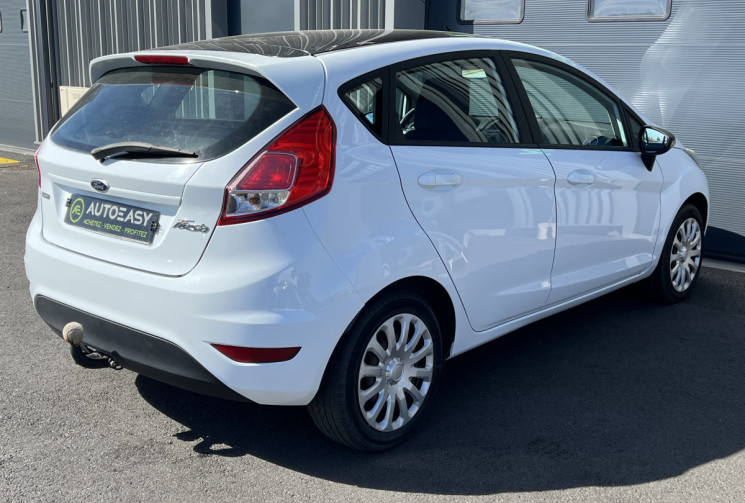 Ford Fiesta VI 5 portes 1.0 SCTi EcoBoost 100 cv EDITION / DISTRIBUTION OK