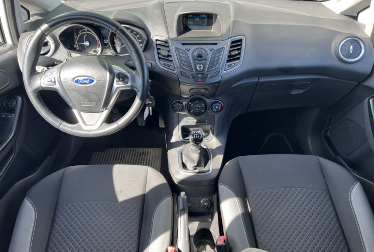Ford Fiesta VI 5 portes 1.0 SCTi EcoBoost 100 cv EDITION / DISTRIBUTION OK