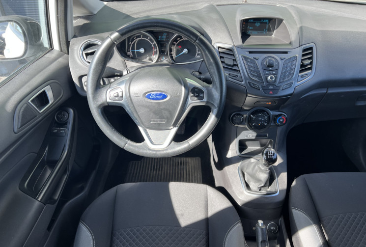 Ford Fiesta VI 5 portes 1.0 SCTi EcoBoost 100 cv EDITION / DISTRIBUTION OK