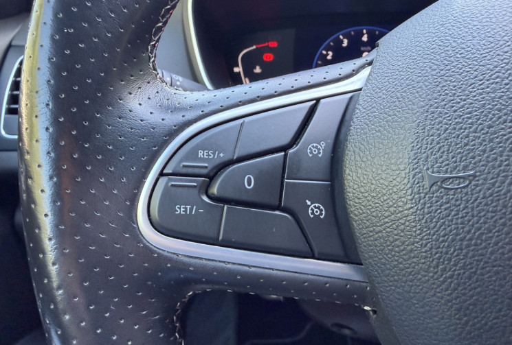 Renault Megane IV RS LINE 1.3 TCE 140 FAP EDC 7 / 1ER MAIN / ENTRETIEN A JOUR