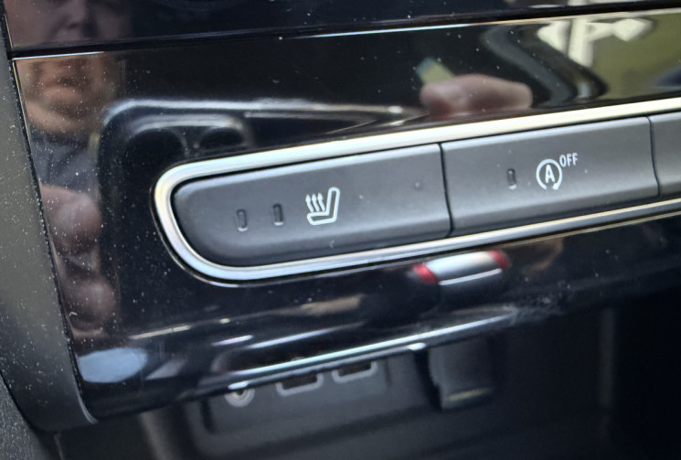 Renault Megane IV RS LINE 1.3 TCE 140 FAP EDC 7 / 1ER MAIN / ENTRETIEN A JOUR
