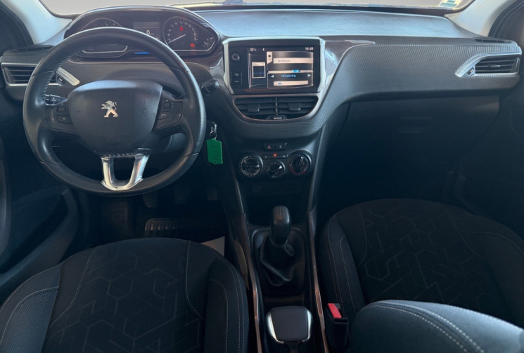 Peugeot 2008 1.2 VTi 82Ch Access / RADAR AR / BLUETOOTH / GPS 