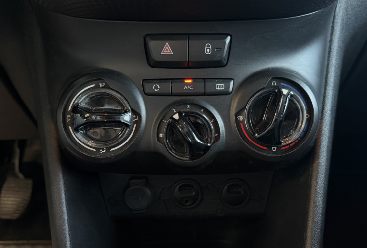 Peugeot 2008 1.2 VTi 82Ch Access / RADAR AR / BLUETOOTH / GPS 