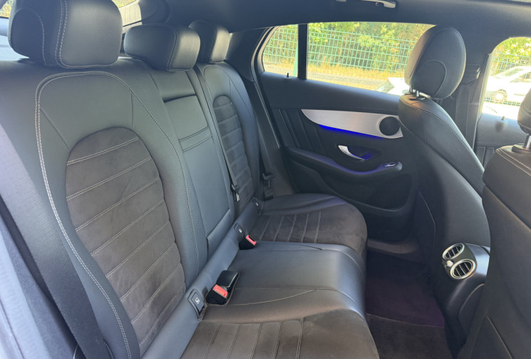 Mercedes GLC Coupé AMG Line 300e 320 4Matic 9G-Tronic / Toit ouvrant / Carplay / 360° / Siege chauff