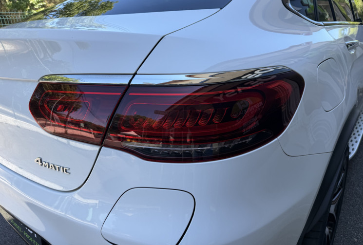 Mercedes GLC Coupé 300e 320 EQ Power 4Matic 9G-Tronic / Toit ouvrant / Carplay / 360° / Siege chauff