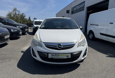 Opel Corsa D 1.2 i 16V Twinport 85 cv 150eme ANNIVERSAIRE 