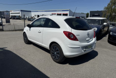 Opel Corsa D 1.2 i 16V Twinport 85 cv 150eme ANNIVERSAIRE 