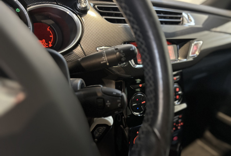 Citroën DS3 1.6 HDi 110 FAP Sport Chic / Historique d'entretien disponible