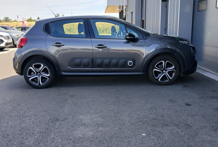Citroën C3 1.2 THP 110 cv SHINE / DISTRIBUTION OK / CARPLAY