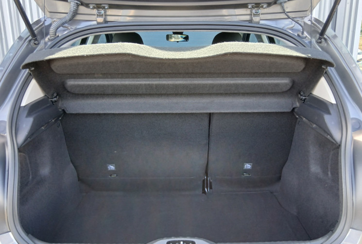 Citroën C3 1.2 THP 110 cv SHINE / DISTRIBUTION OK / CARPLAY