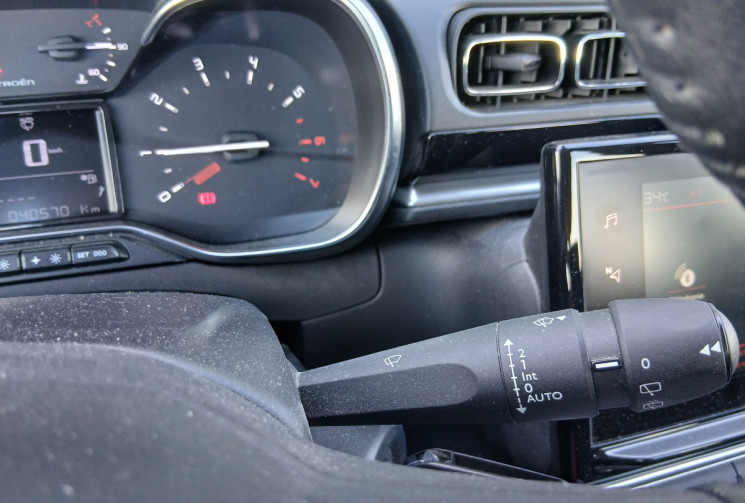 Citroën C3 1.2 THP 110 cv SHINE / DISTRIBUTION OK / CARPLAY