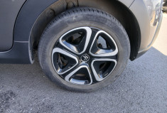 Citroën C3 1.2 THP 110 cv SHINE / DISTRIBUTION OK / CARPLAY