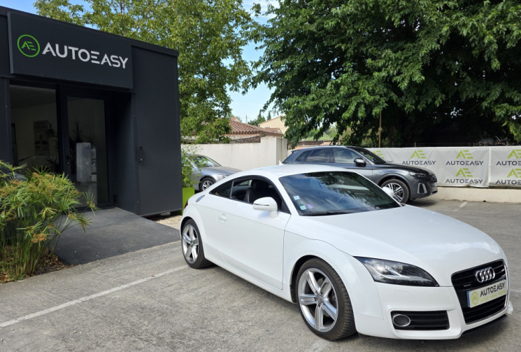 Audi TT 2.0 TFSI 211 cv QUATTRO S-TRONIC  / ENTRETIEN  A JOUR / FACTURES DEPUIS ORIGINE
