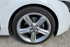 Audi TT 2.0 TFSI 211 cv QUATTRO S-TRONIC  / ENTRETIEN  A JOUR / FACTURES DEPUIS ORIGINE