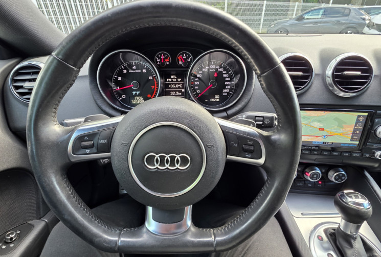 Audi TT 2.0 TFSI 211 cv QUATTRO S-TRONIC  / ENTRETIEN  A JOUR / FACTURES DEPUIS ORIGINE