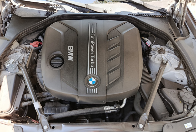 BMW Série 5 520D - F10 - BVA8 - 2.0L 184 CH - Keyless - Radars - Regulateur.
