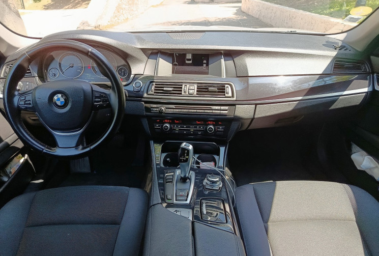 BMW Série 5 520D - F10 - BVA8 - 2.0L 184 CH - Keyless - Radars - Regulateur.