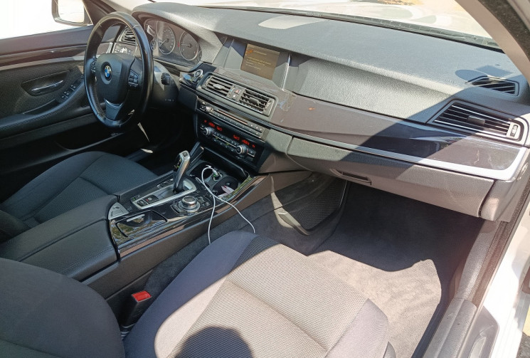 BMW Série 5 520D - F10 - BVA8 - 2.0L 184 CH - Keyless - Radars - Regulateur.
