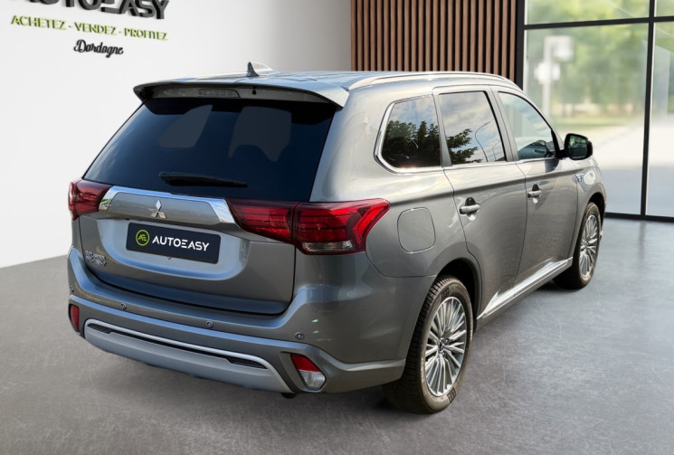 Mitsubishi OUTLANDER 2.4 PHEV 4WD INSTYLE HYBRID /TOIT OUVRANT/CAMERA/CARPLAY/HAYON ELECTRIQUE