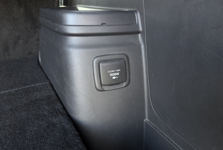 Mitsubishi OUTLANDER 2.4 PHEV 4WD INSTYLE HYBRID /TOIT OUVRANT/CAMERA/CARPLAY/HAYON ELECTRIQUE