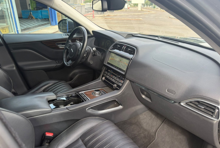 Jaguar F-Pace 2.0 179 20d Turbo Portfolio MOTEUR NEUF