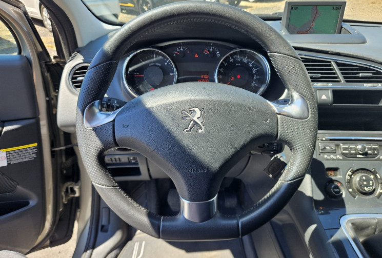 Peugeot 3008 I PH2 1.6 BLUEHDI 120 STYLE BVM
