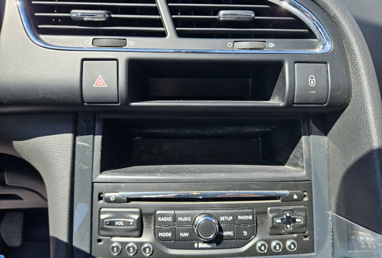 Peugeot 3008 I PH2 1.6 BLUEHDI 120 STYLE BVM