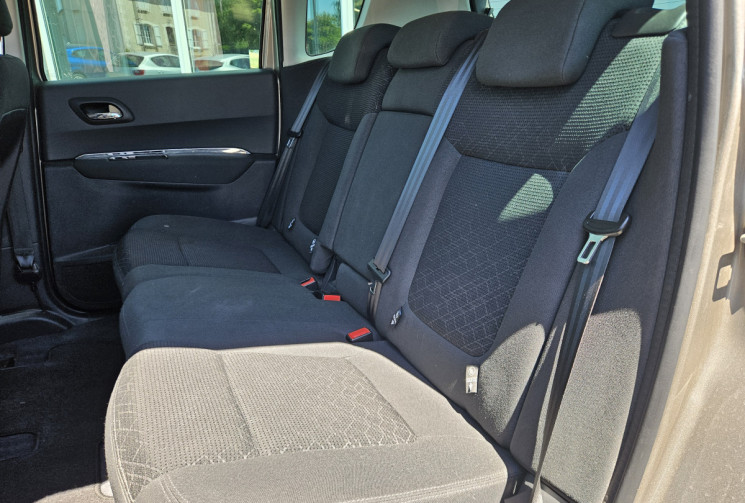 Peugeot 3008 I PH2 1.6 BLUEHDI 120 STYLE BVM