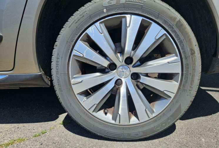 Peugeot 3008 I PH2 1.6 BLUEHDI 120 STYLE BVM