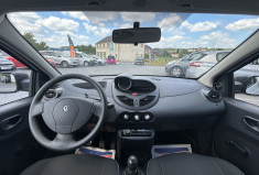 Renault Twingo II 1.2 16V 75 CH EXPRESSION