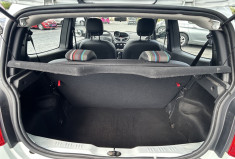 Renault Twingo II 1.2 16V 75 CH EXPRESSION