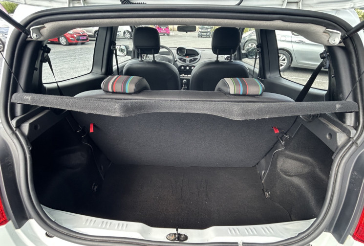 Renault Twingo II 1.2 16V 75 CH EXPRESSION