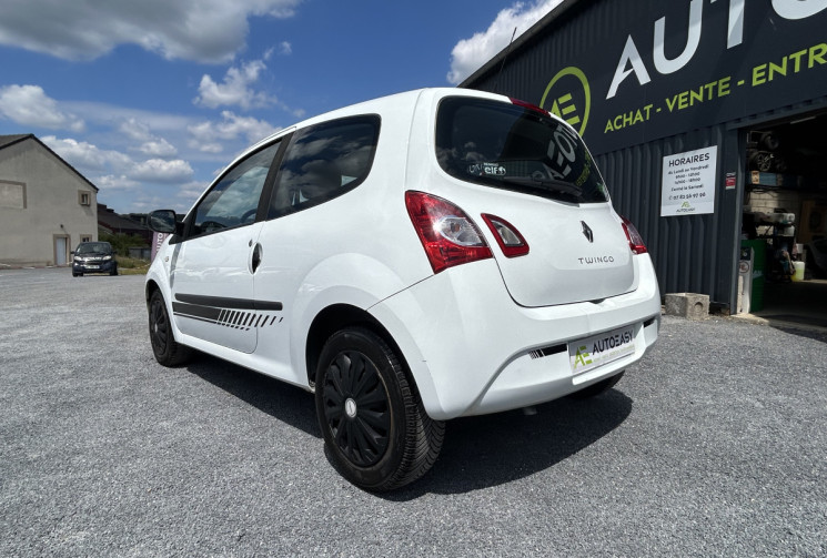 Renault Twingo II 1.2 16V 75 CH EXPRESSION