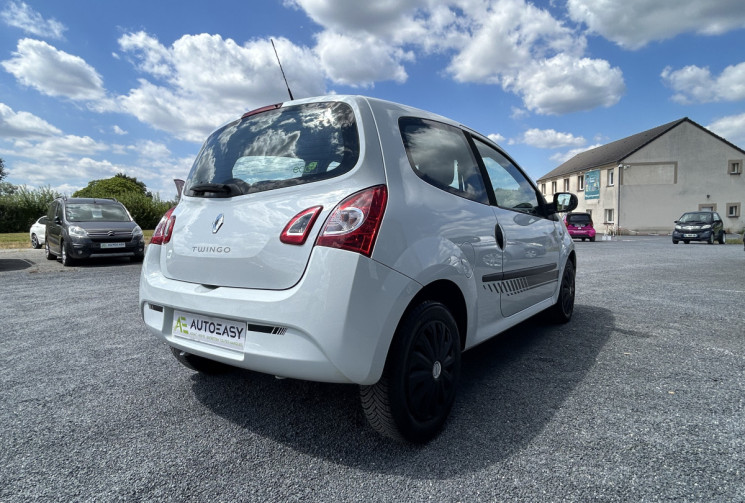 Renault Twingo II 1.2 16V 75 CH EXPRESSION
