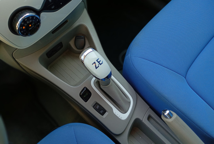 Renault ZOE LIFE 22KWH / SANS CONTRAT DE LOCATION ACHAT INTEGRAL