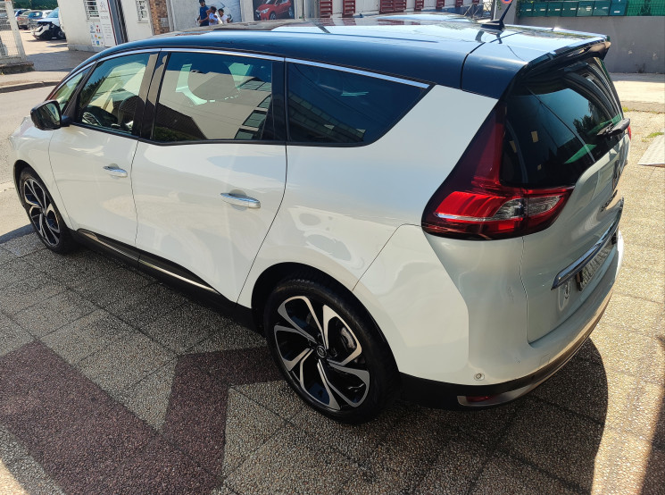 Renault GRAND SCENIC IV 1.7 dCi 120 cv / INTENS / SUIVI RENAULT