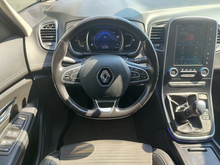 Renault GRAND SCENIC IV 1.7 dCi 120 cv / INTENS / SUIVI RENAULT