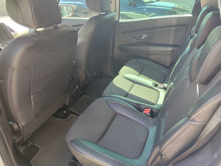 Renault GRAND SCENIC IV 1.7 dCi 120 cv / INTENS / SUIVI RENAULT