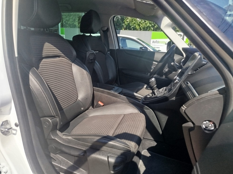 Renault GRAND SCENIC IV 1.7 dCi 120 cv / INTENS / SUIVI RENAULT