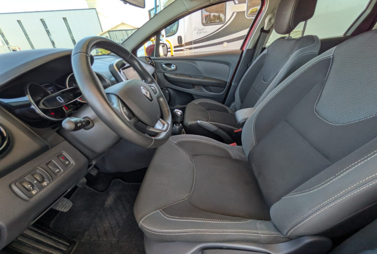 Renault Clio IV ESTATE PHASE 2 1.5 DCI 90 BUSINESS / GARANTIE 12 MOIS 