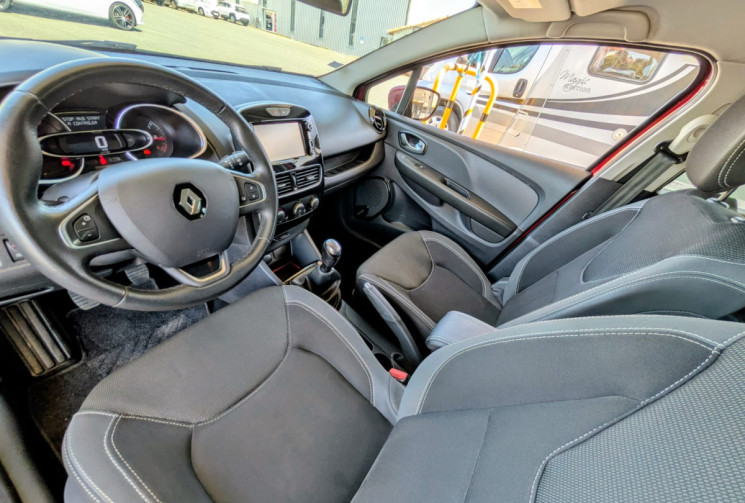 Renault Clio IV ESTATE PHASE 2 1.5 DCI 90 BUSINESS / GARANTIE 12 MOIS 