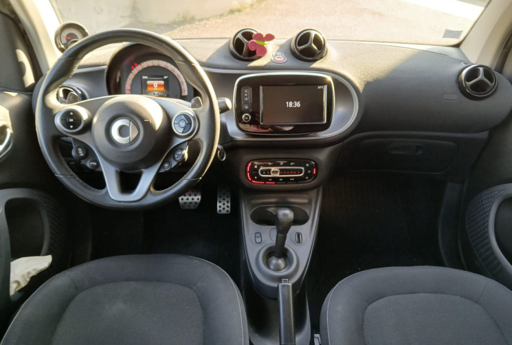 SMART Fortwo 1.0 i 12V Coupé twinamic S&S 71 PASSION