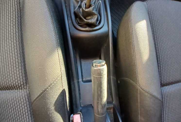 Peugeot 207+ 1.4i 75 
