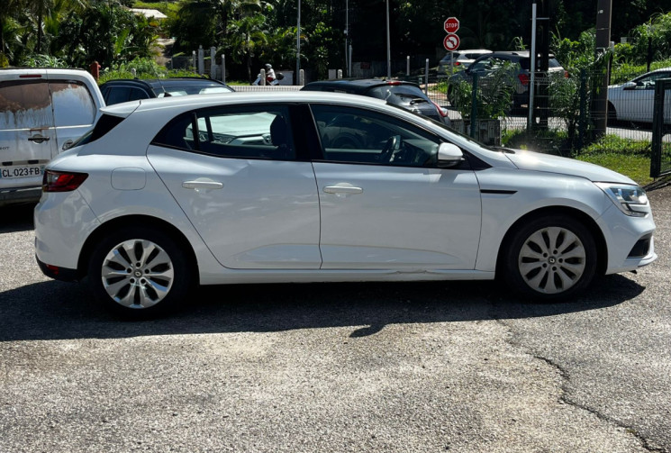 Renault Megane 1.5 Blue dCi 95ch Business // Bon état // boite manuelle