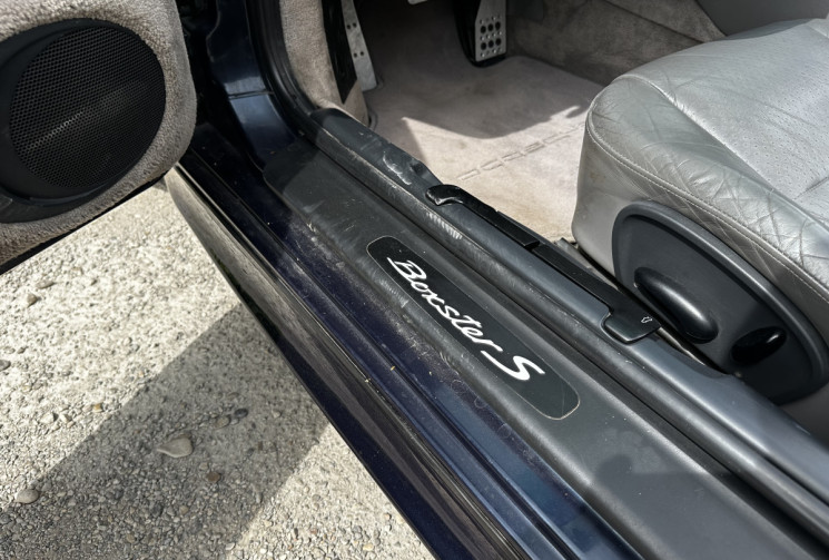 Porsche Boxster Boxster 2.5 204cv / IMS OK / PEINTURE COMPLETE / REFECTION MOTEUR 