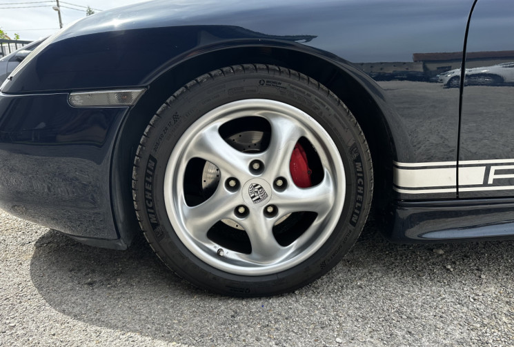 Porsche Boxster Boxster 2.5 204cv / IMS OK / PEINTURE COMPLETE / REFECTION MOTEUR 