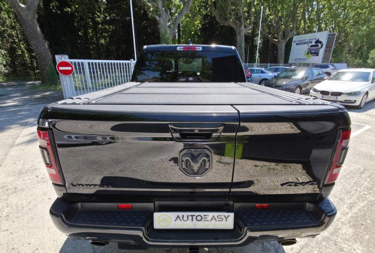 Dodge RAM 1500 Crew Cab Pick-up 5.7 V8 HEMI 4WD NIGHT EDITION LIMITED / ETHANOL CARTE GRISE E85