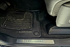 Dodge RAM 1500 Crew Cab Pick-up 5.7 V8 HEMI 4WD NIGHT EDITION LIMITED / ETHANOL CARTE GRISE E85